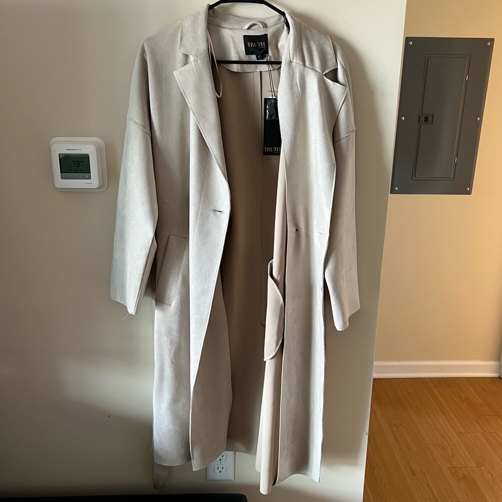 Brand New Womens Coat! Size: Small